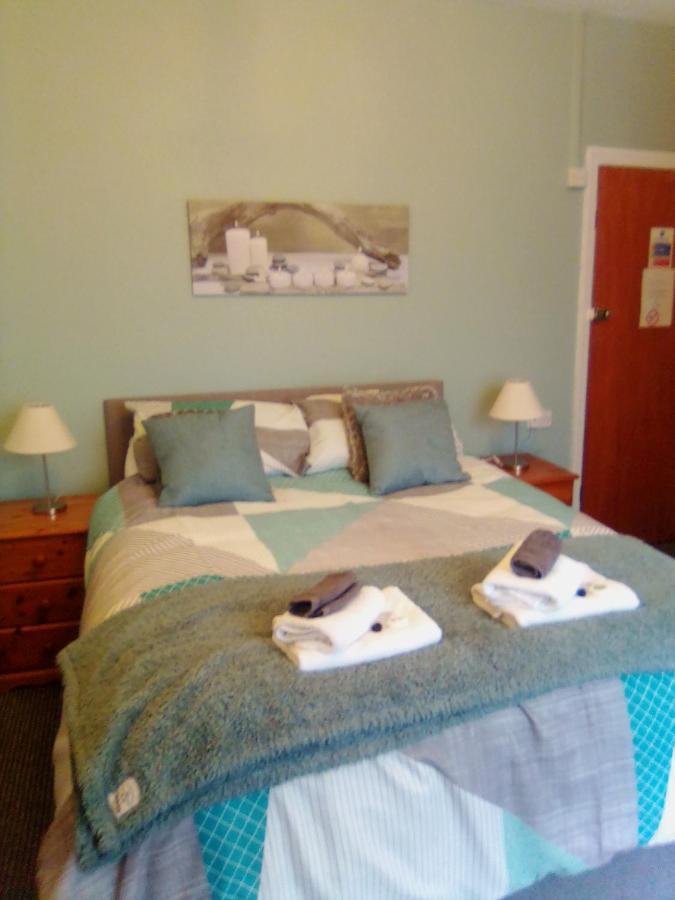 The Braeside Families And Couples Bed & Breakfast Blackpool Bagian luar foto